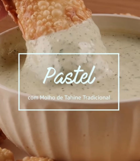 Pastel com Molho de Tahine Tradicional